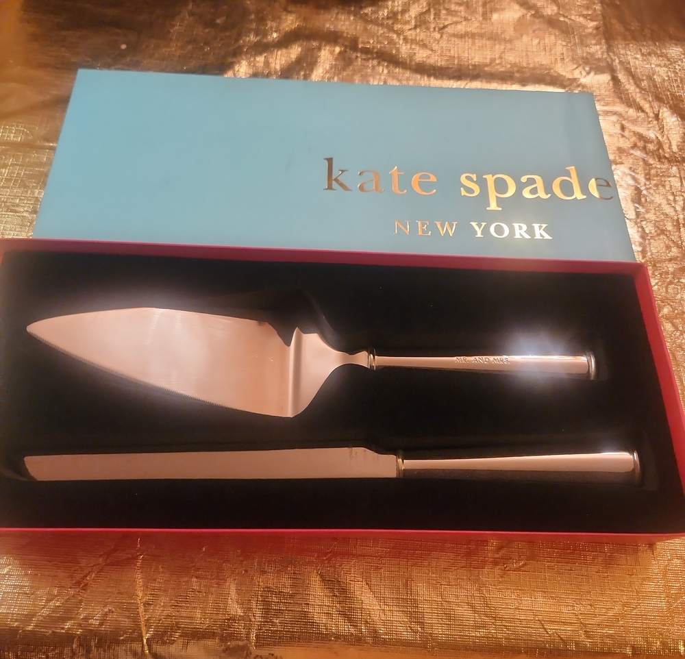 kate spade gold cake server and knife set with teal box